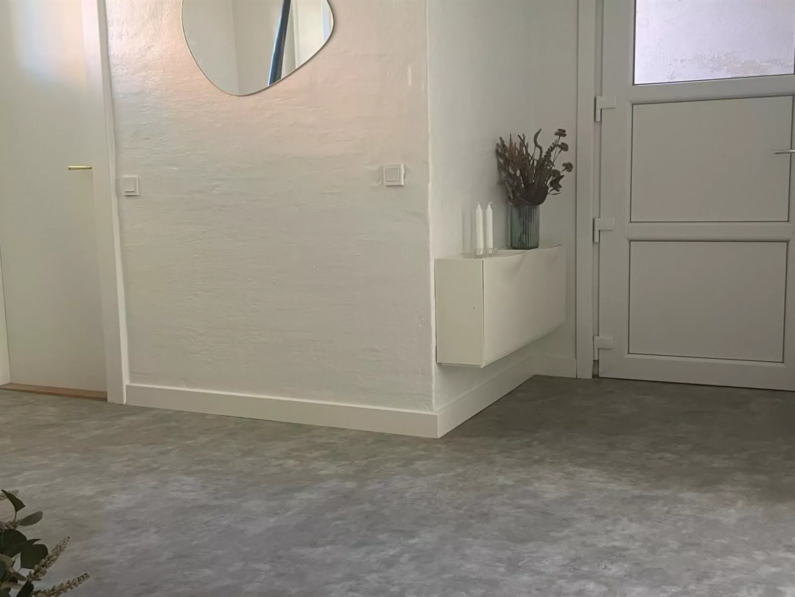 "Urs" - 200m from the sea-Binnen