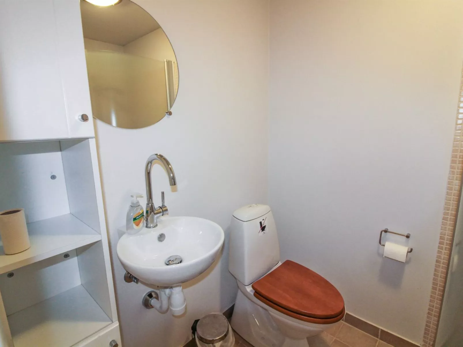 "Lutz" - 6km from the sea-Binnen