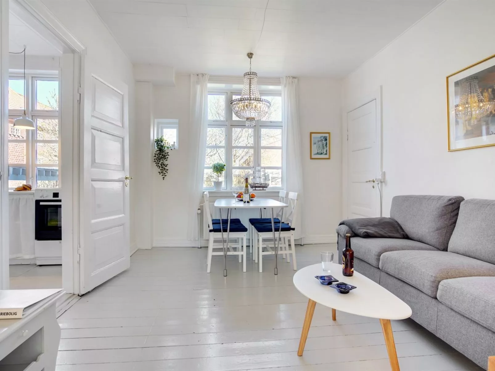 "Tobias" - 800m from the sea-Binnen