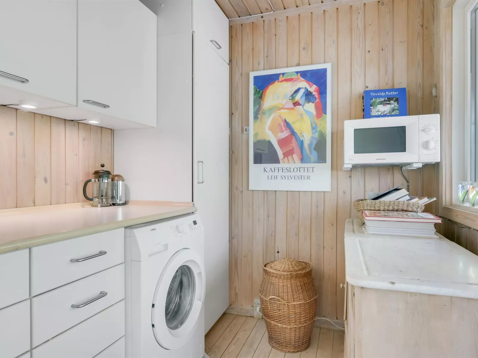 "Naira" - 1.8km from the sea-Binnen