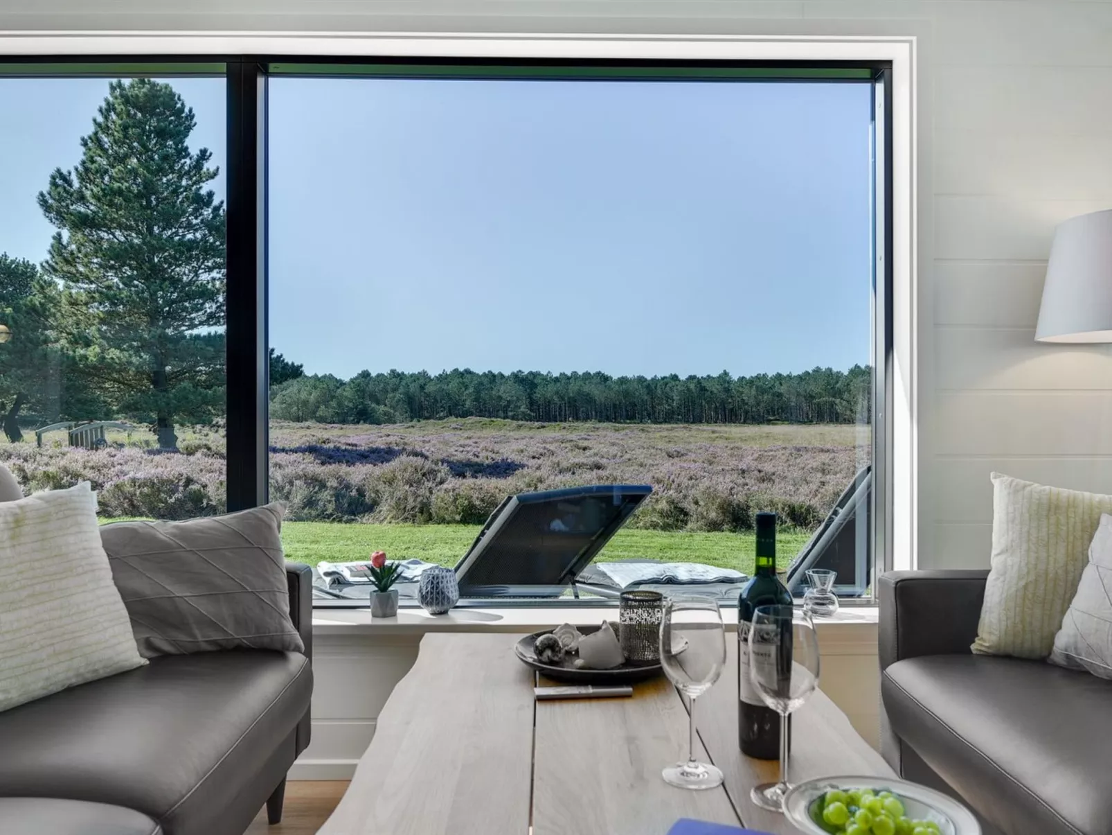 "Tea" - 2.7km from the sea-Binnen