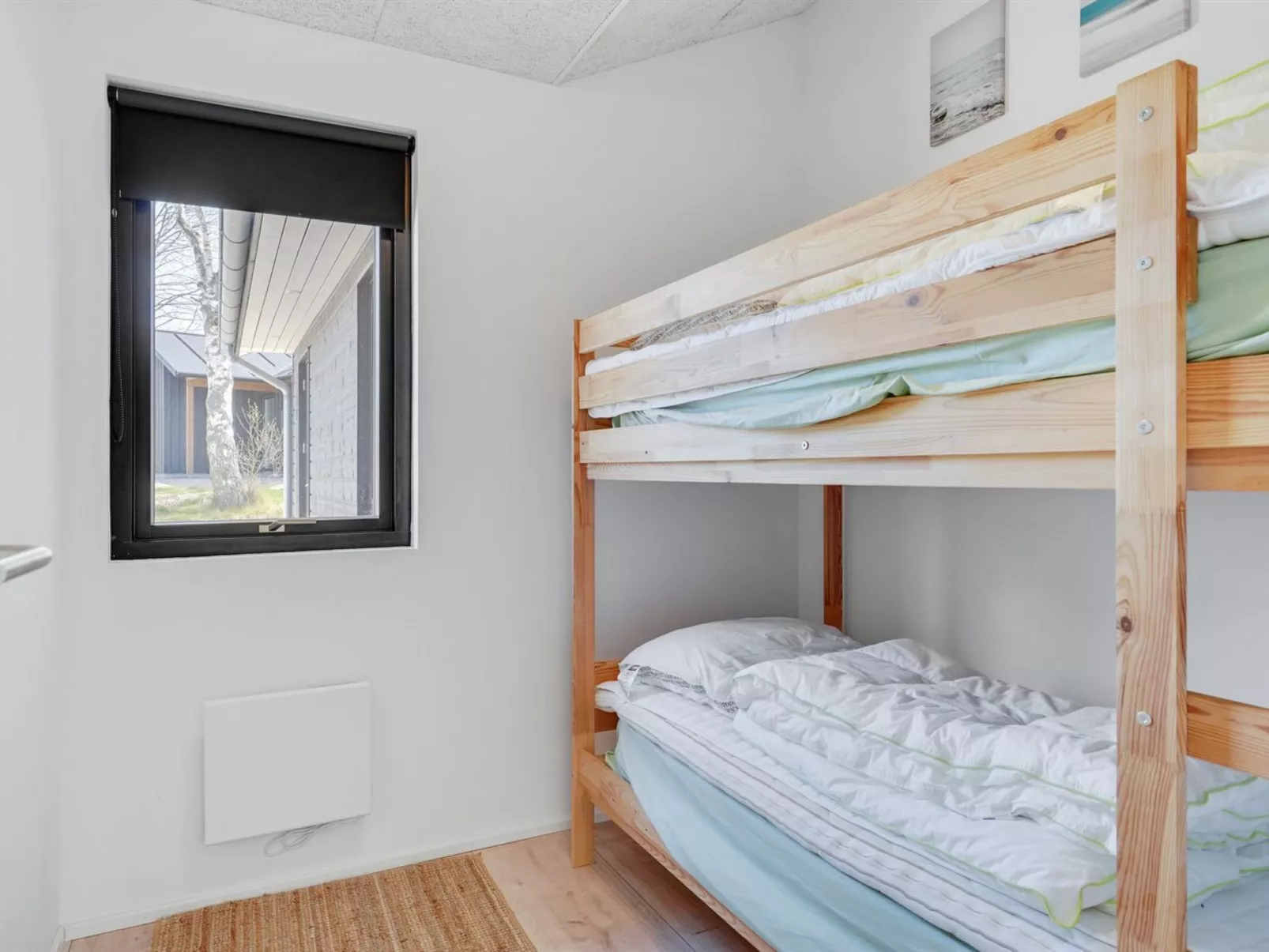 "Haley" - 150m from the sea-Binnen