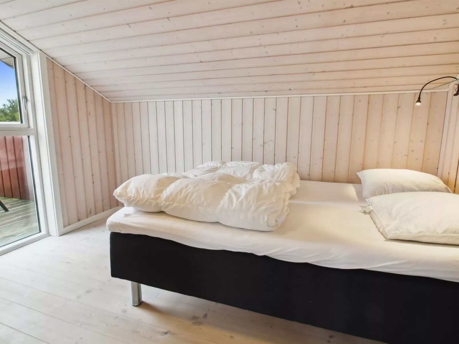 "Tiane" - 800m from the sea-Binnen