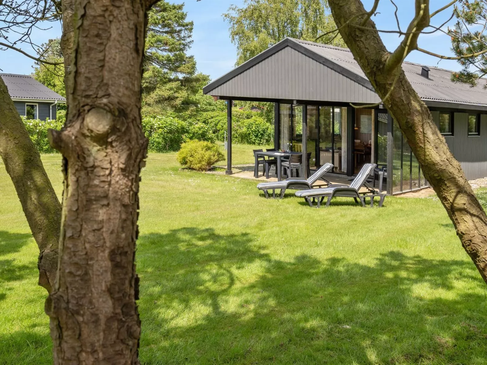 "Veljan" - 400m from the sea-Buiten