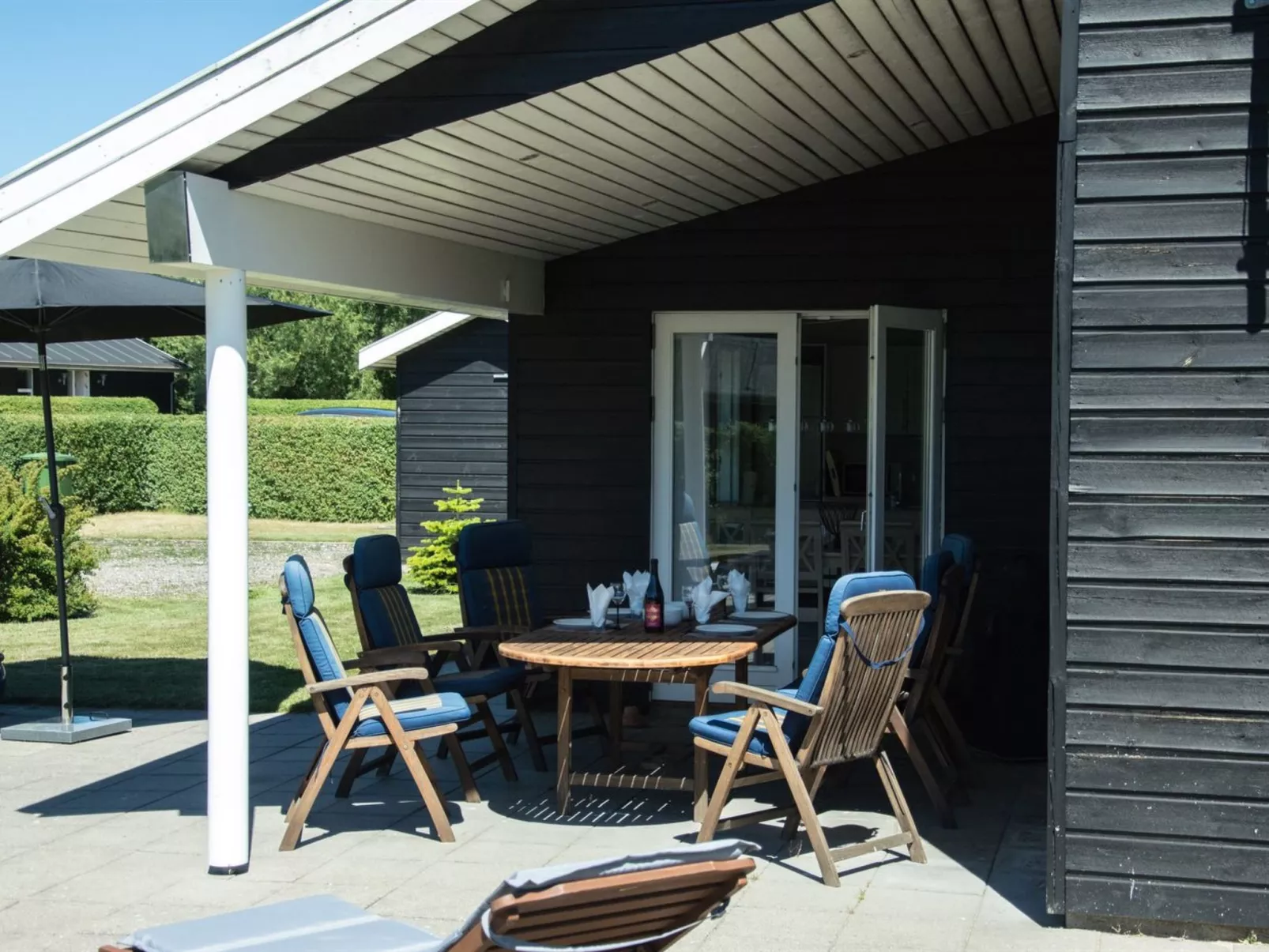 "Bertram" - 1.9km from the sea-Buiten