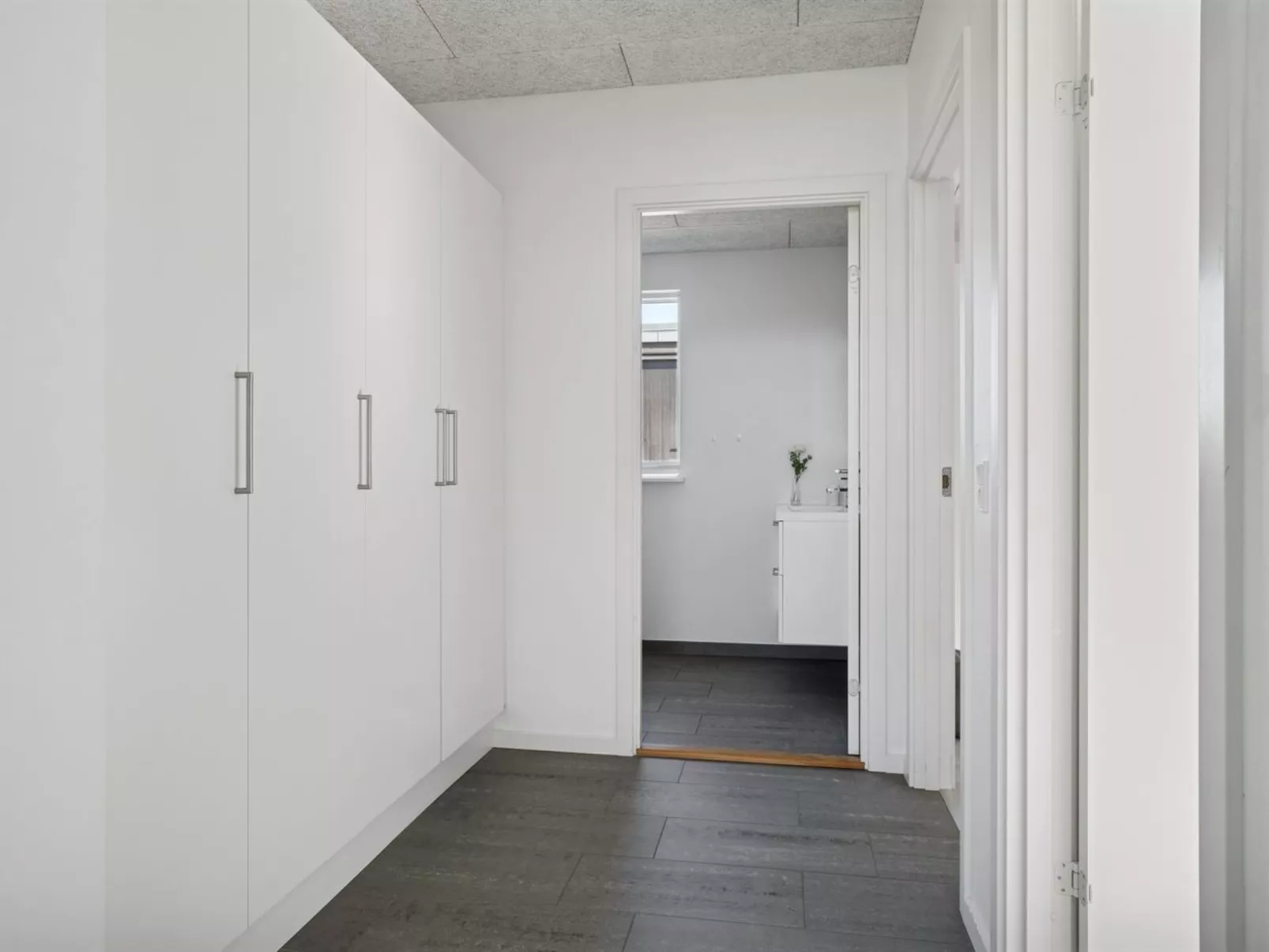 "Irek" - 500m from the sea-Binnen