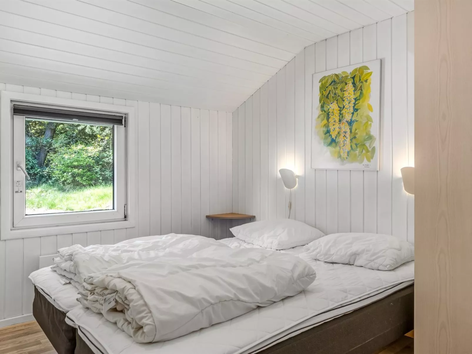 "Livni" - 3.8km from the sea-Binnen