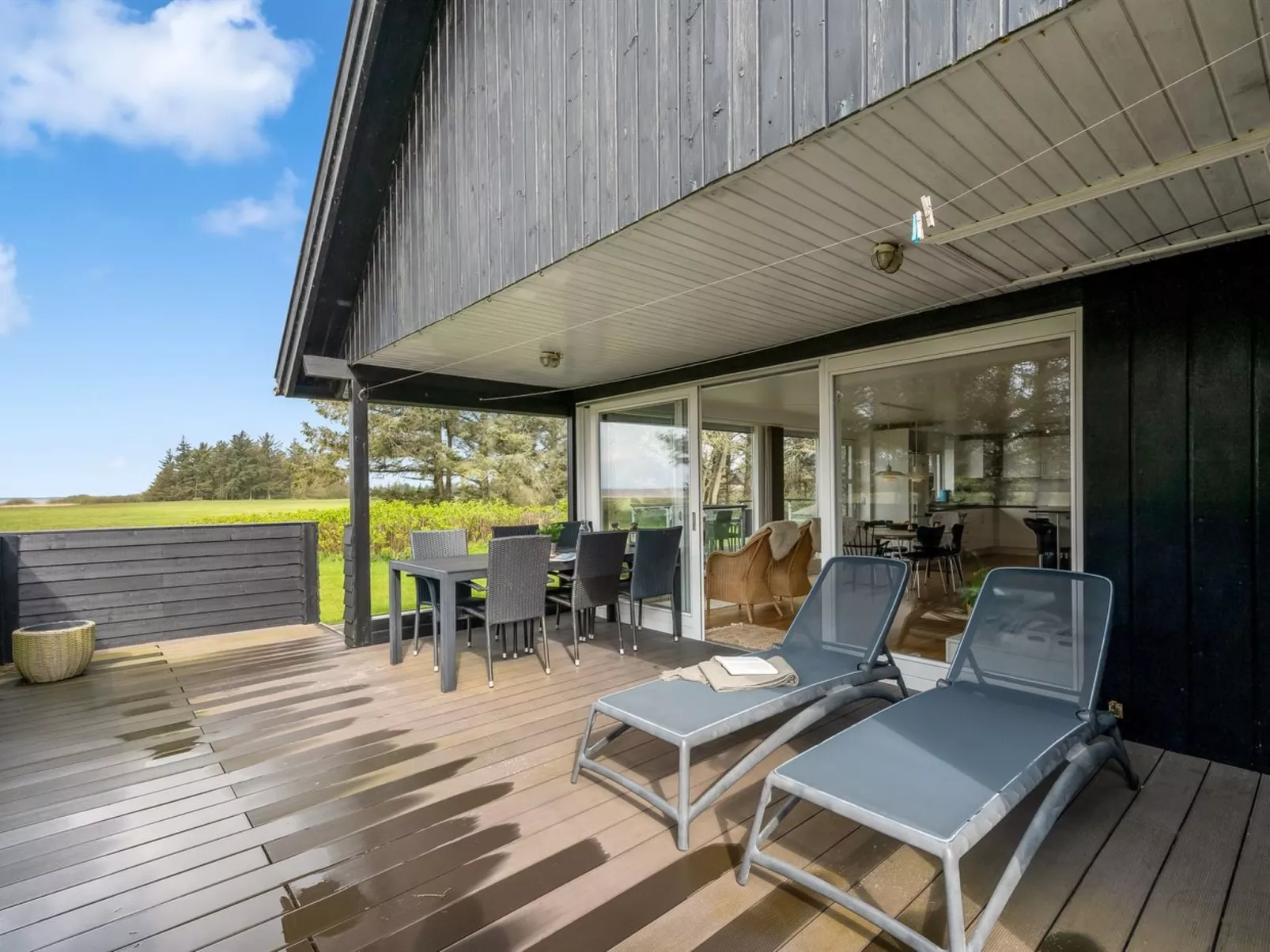 "Aleida" - 100m to the fjord-Buiten