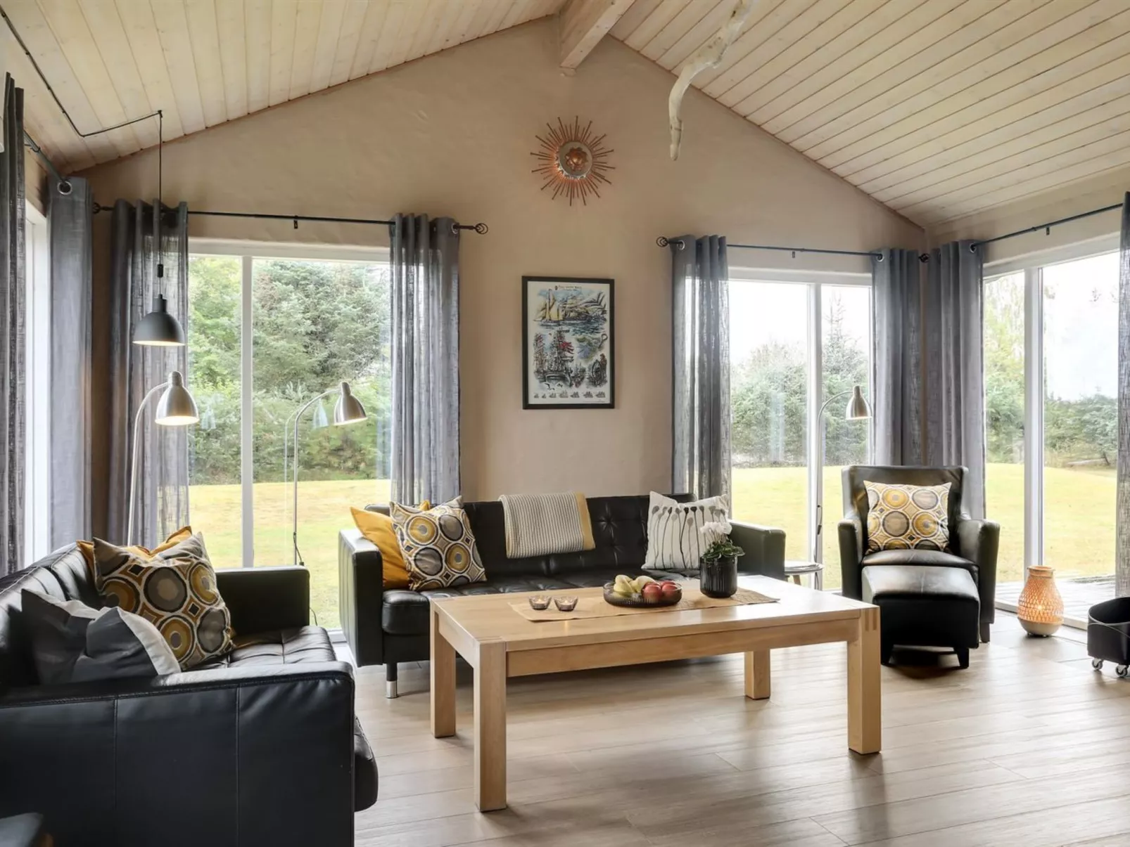 "Danijela" - 1.2km from the sea-Binnen