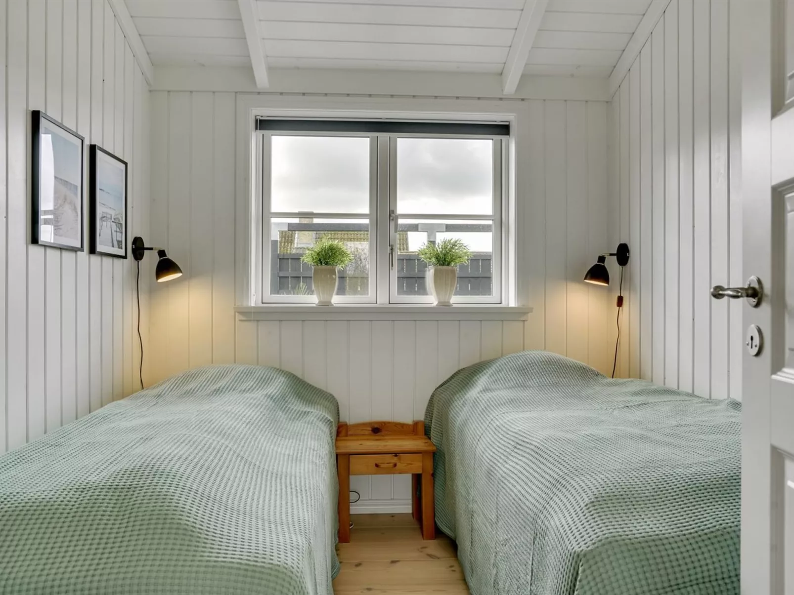 "Antti" - 350m from the sea-Binnen