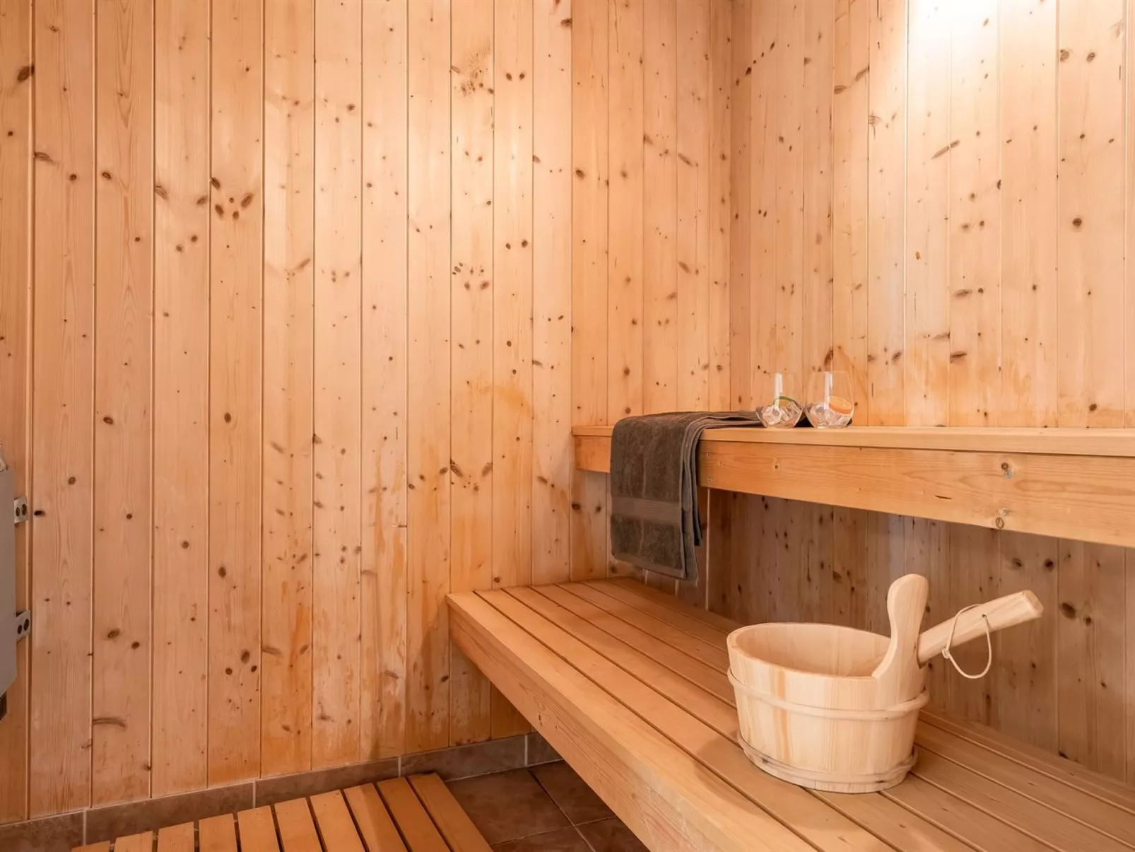 "Annestine" - 200m from the sea-Binnen