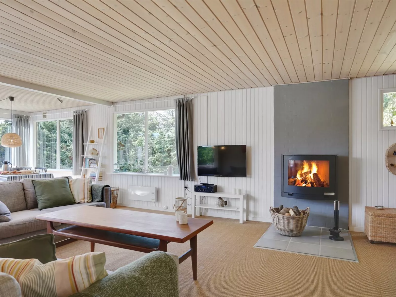 "Anevay" - 300m from the sea-Binnen