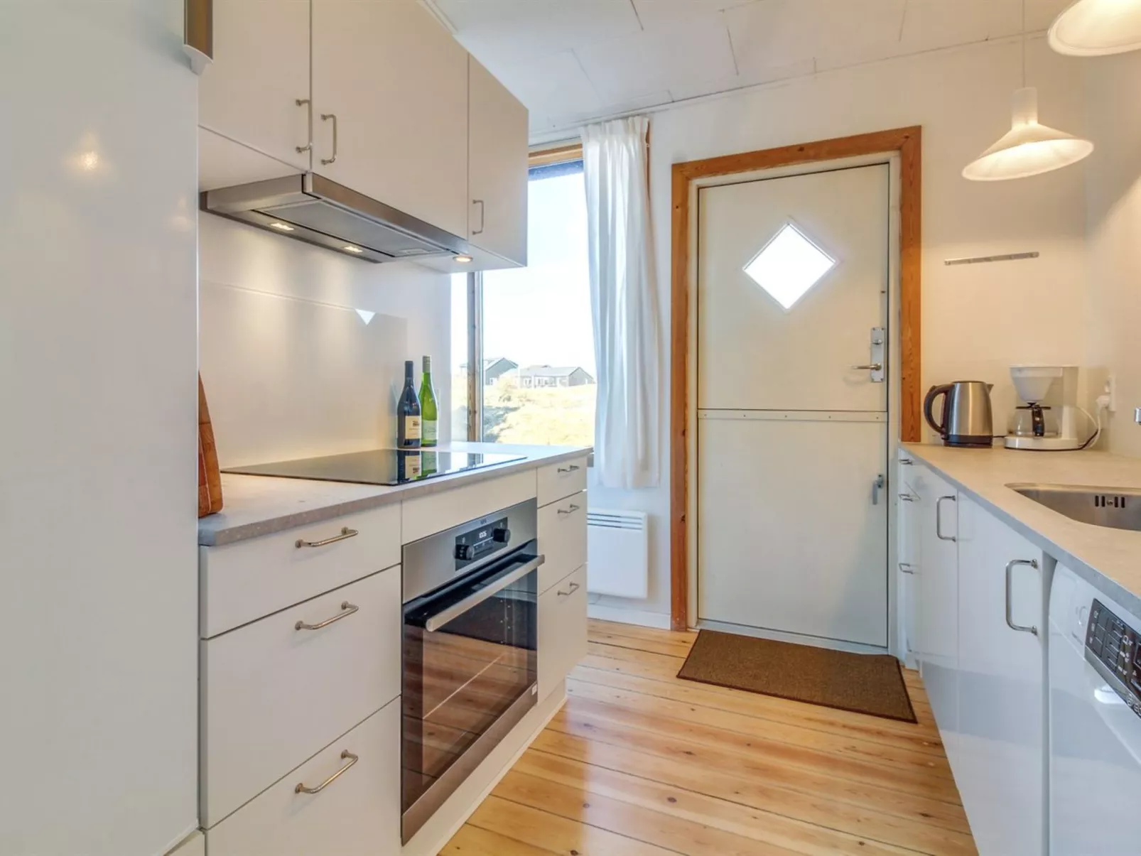 "Jules" - 300m from the sea-Binnen