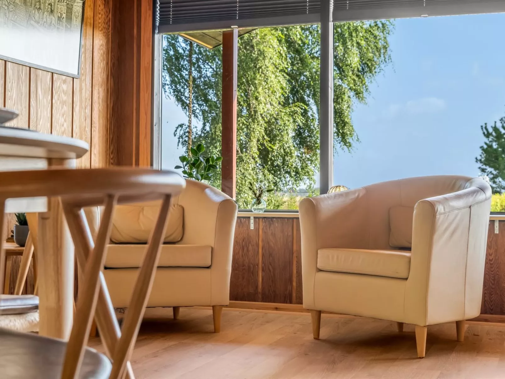 "Tayana" - 75m to the fjord-Binnen