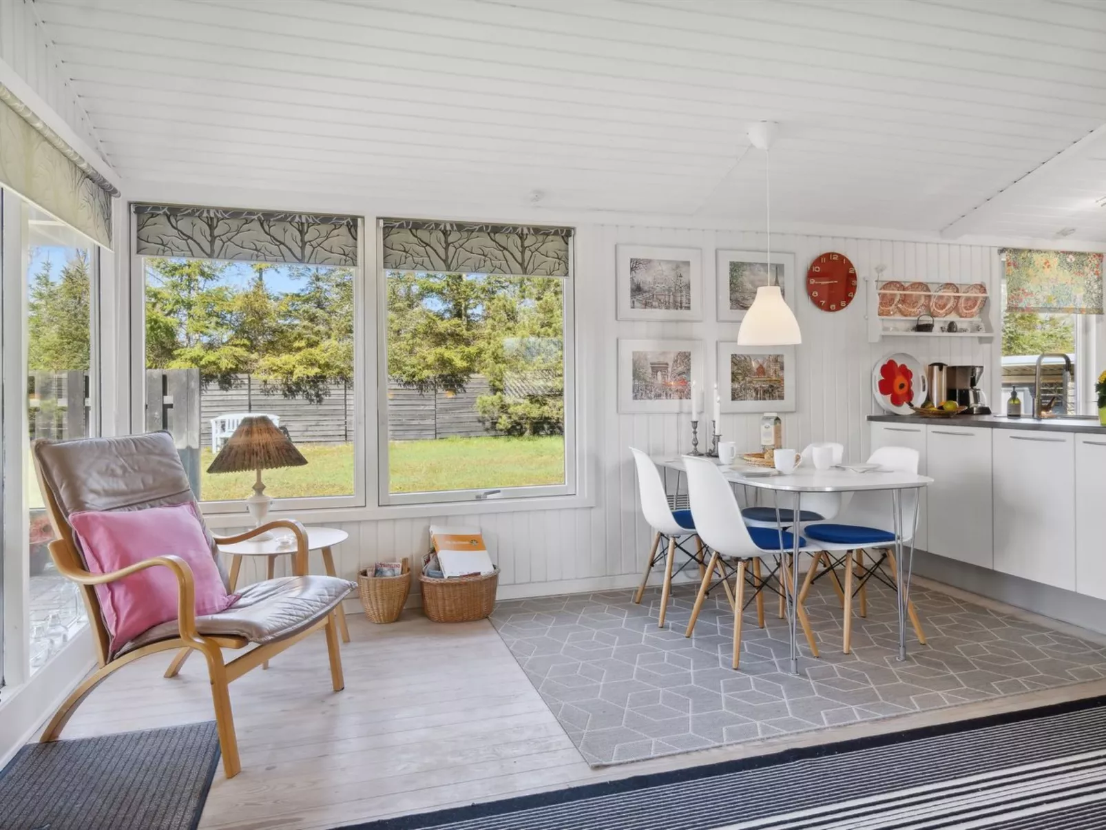 "Hellevi" -  from the sea-Binnen