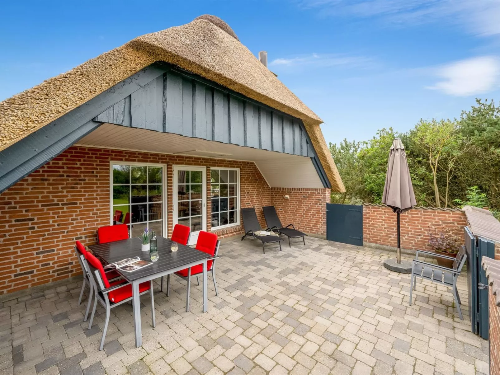 "Pasi" - 1.2km from the sea-Buiten