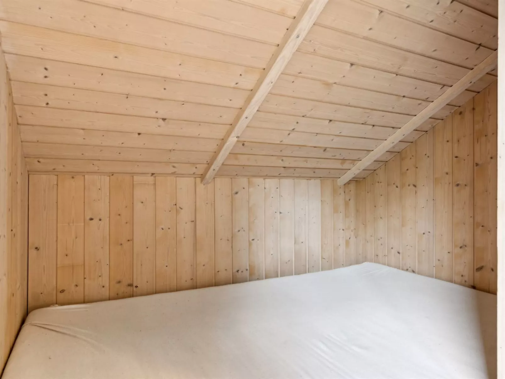 "Merina" - 700m from the sea-Binnen