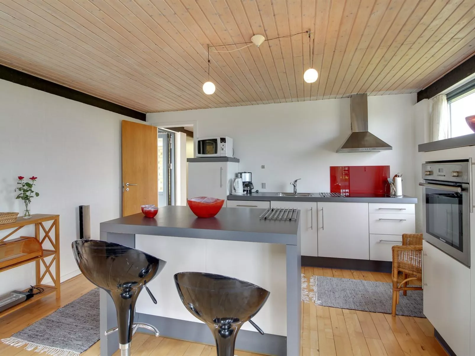 "Kiowa" - 100m from the sea-Binnen