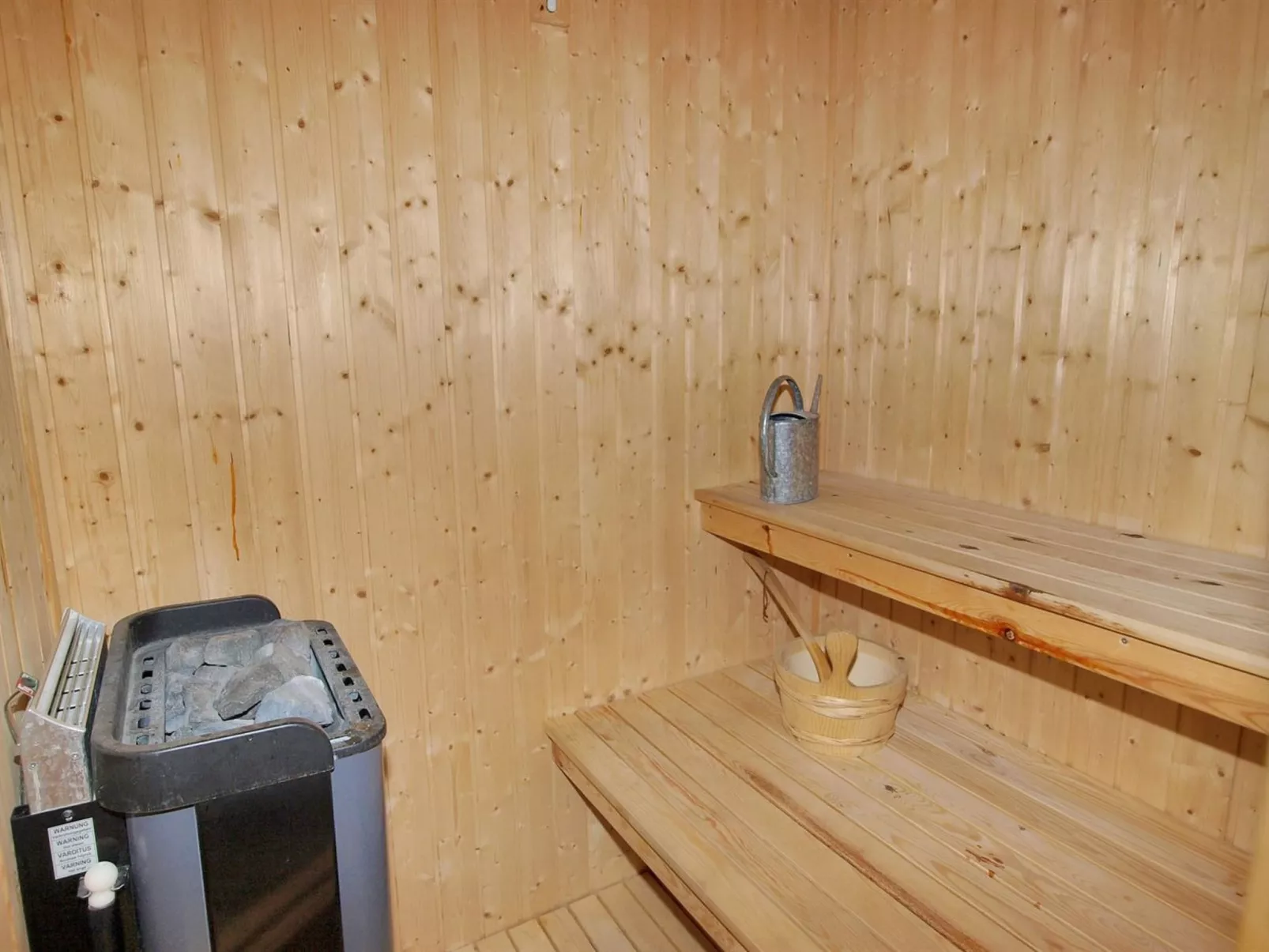 "Ansgar" - 150m from the sea-Binnen