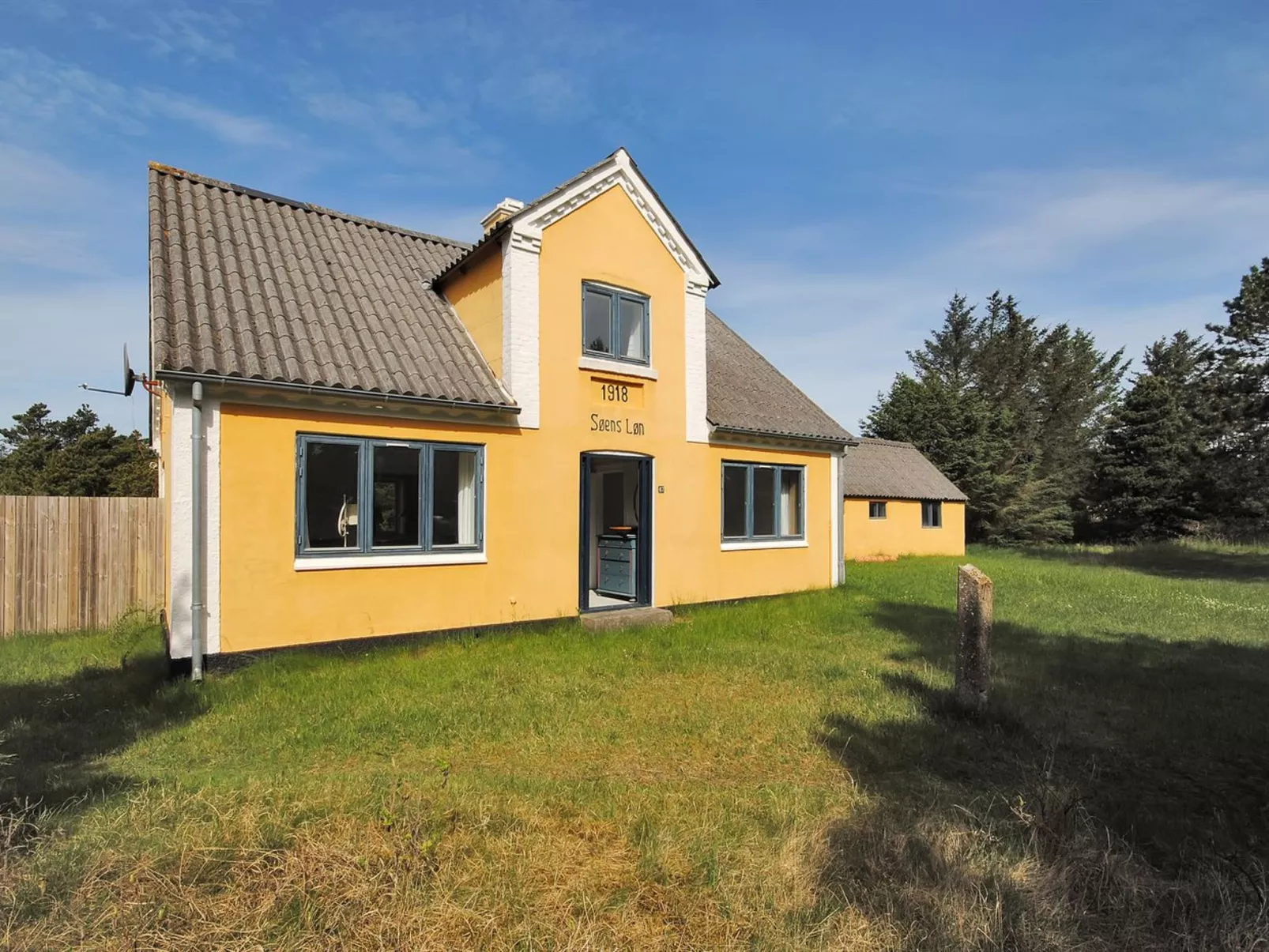 "Margrethe" - 1.1km from the sea-Buiten