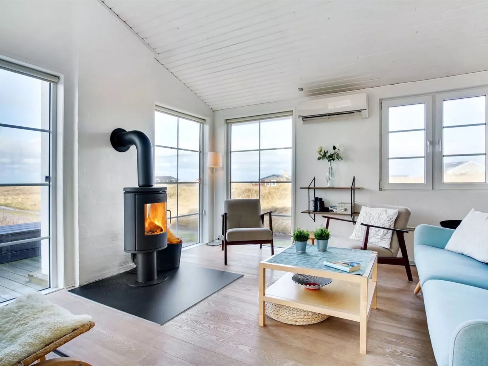 "Zaharinka" - 300m from the sea-Binnen