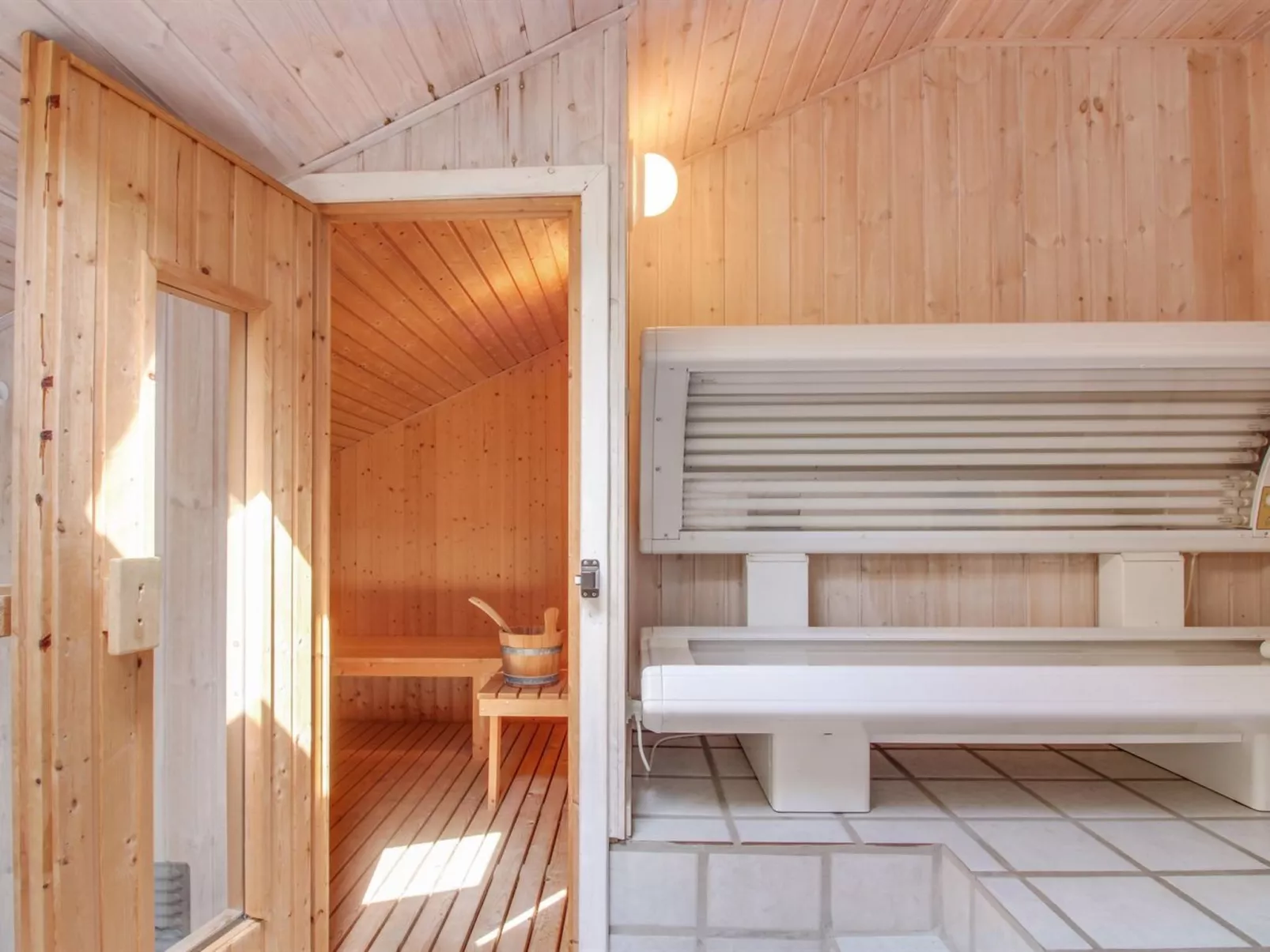 "Almira" - 1.2km from the sea-Binnen