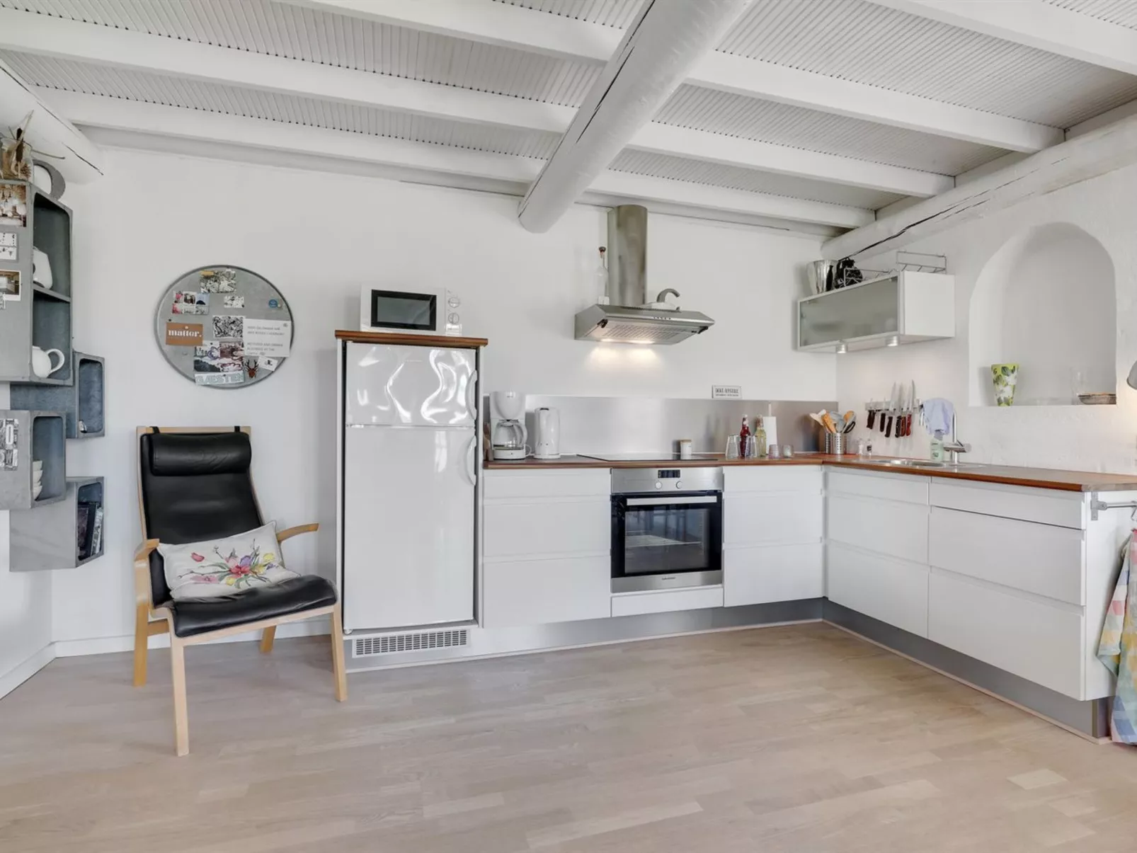 "Antine" - 6km from the sea-Binnen