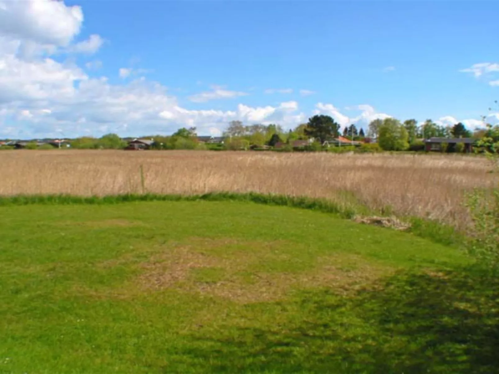 "Aaran" - 300m from the sea-Buiten