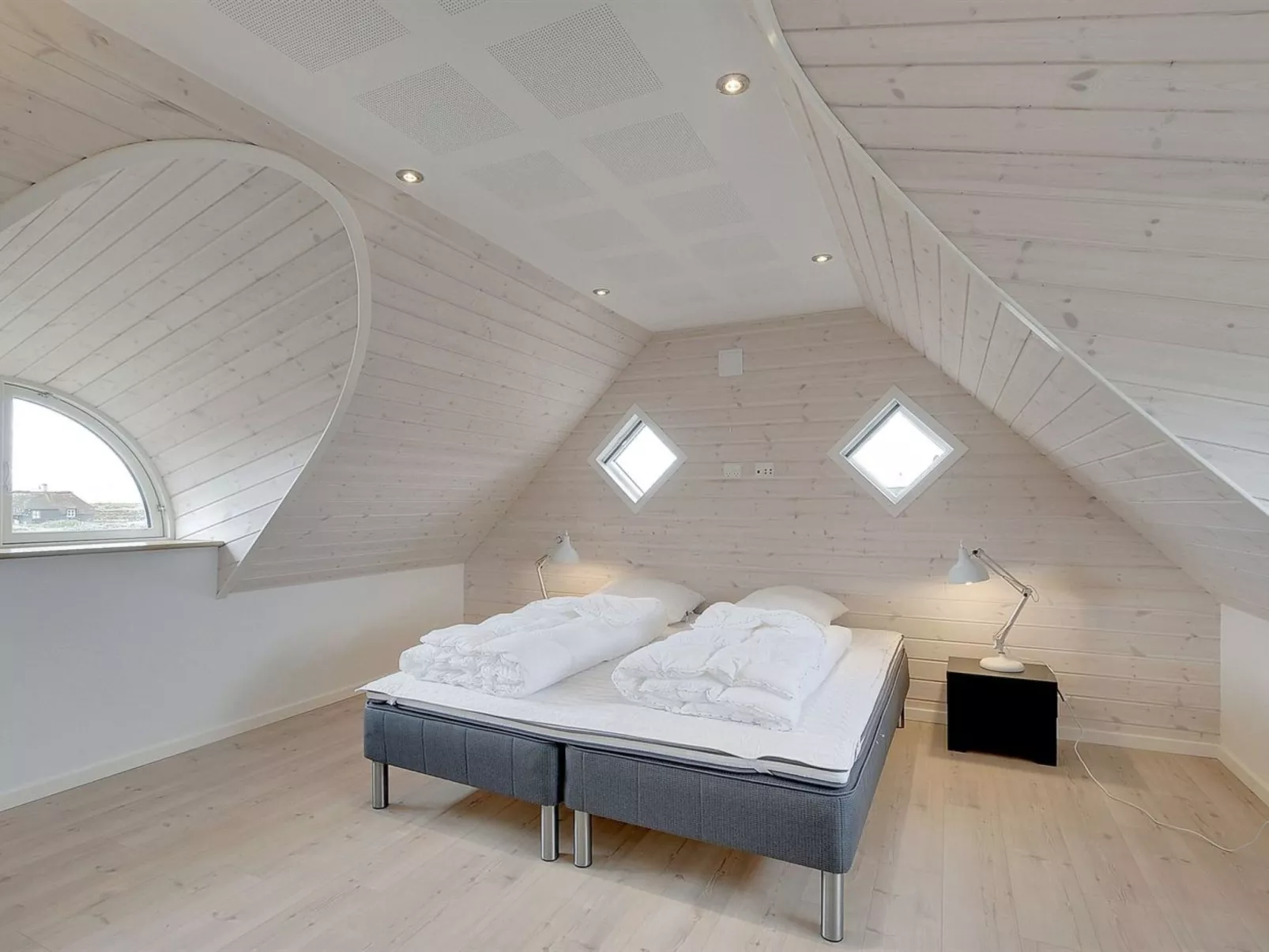 "Dorte" - 200m from the sea-Binnen