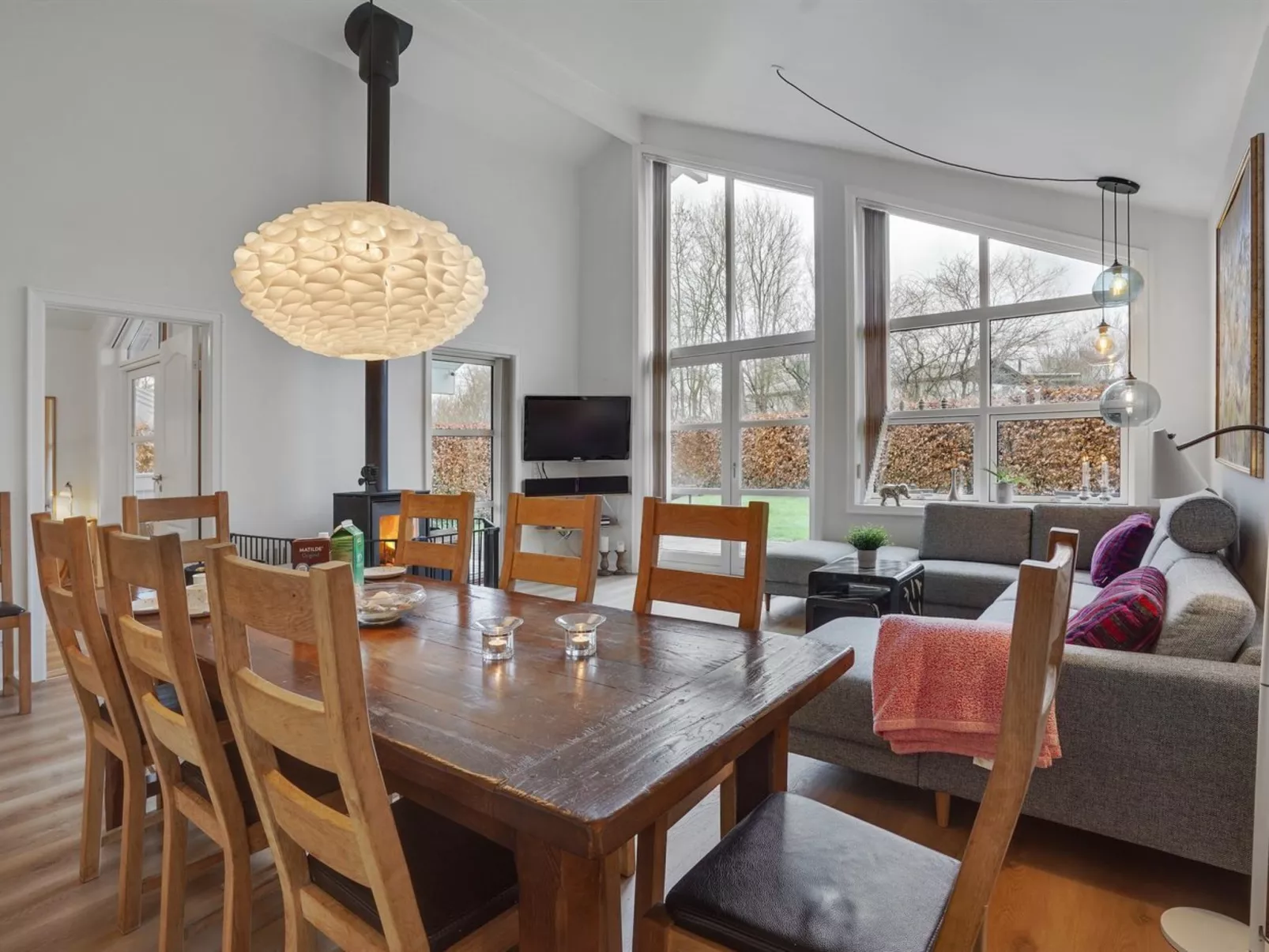 "Holmwith" - 200m from the sea-Binnen