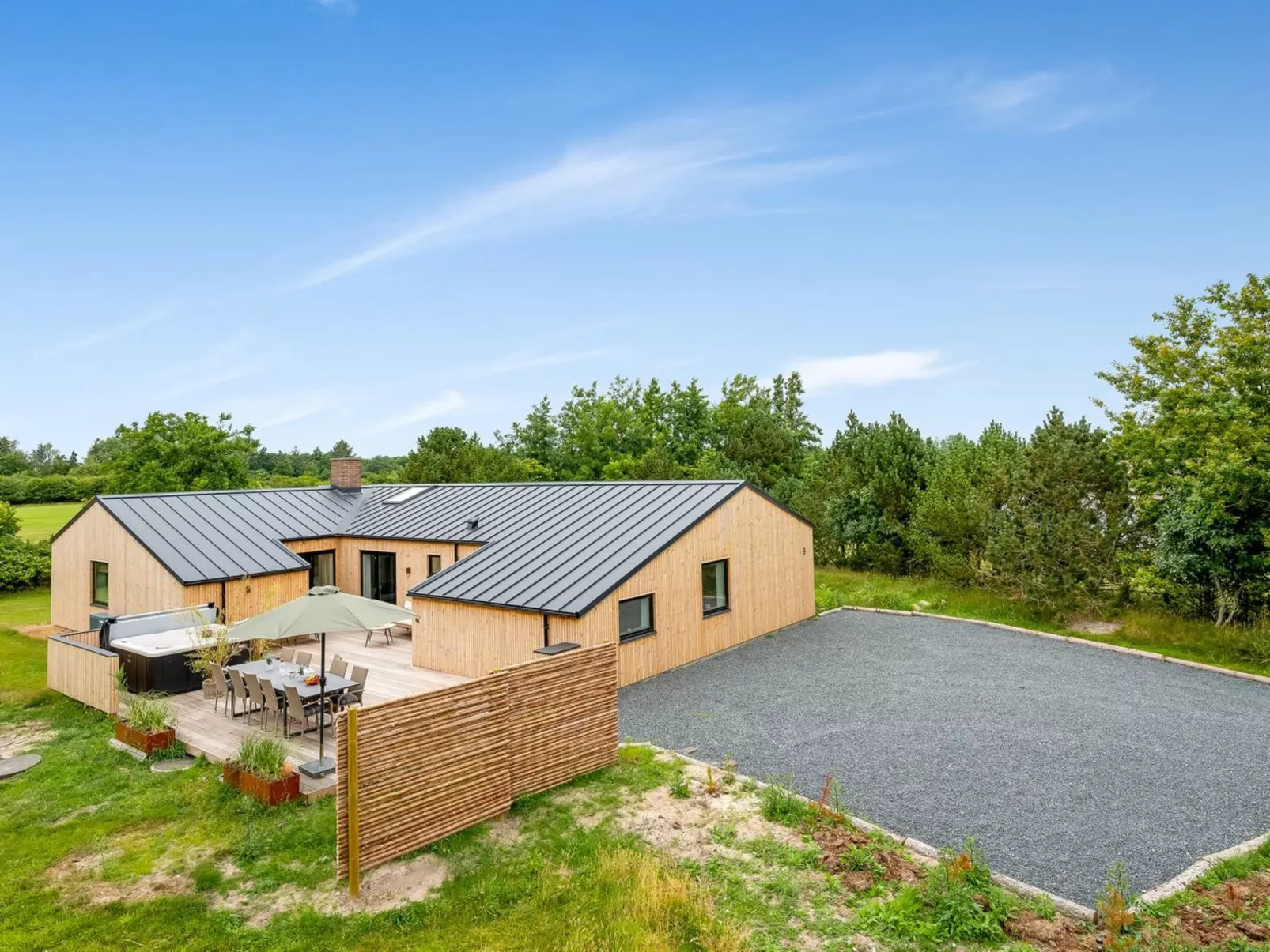 "Gunny" - 500m to the fjord-Buiten