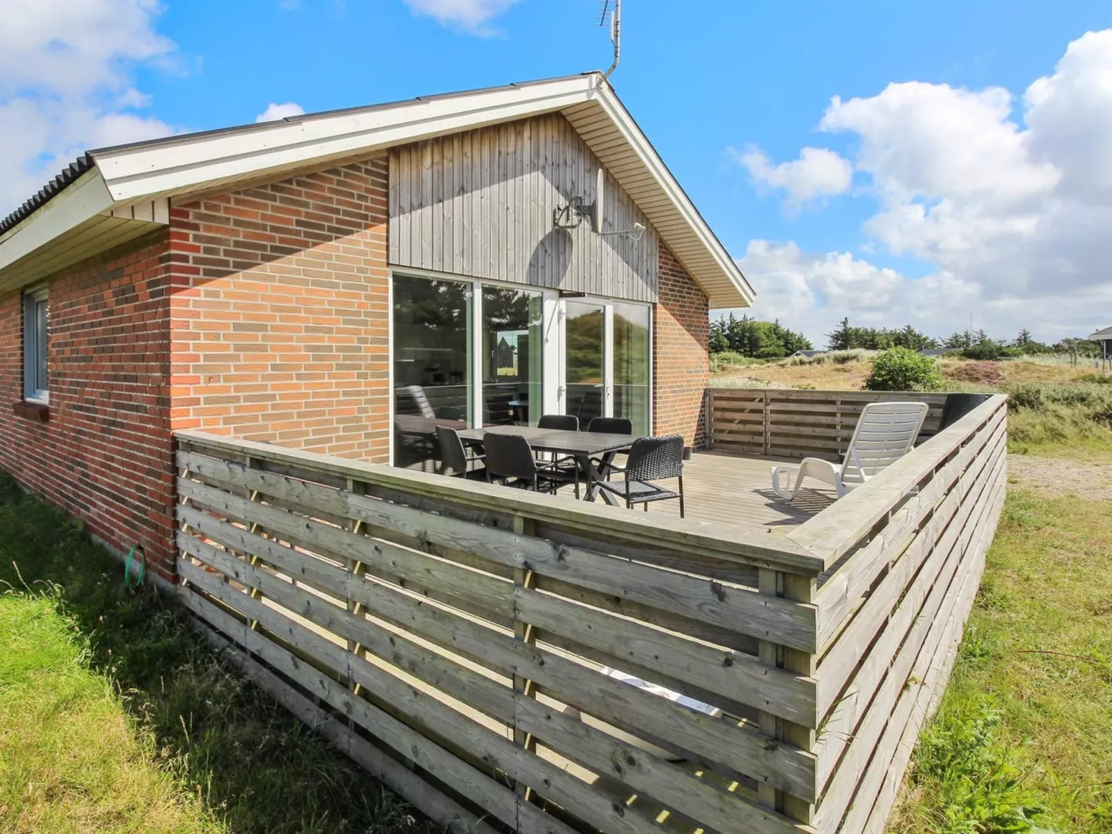 "Hawarth" - 300m to the fjord-Buiten