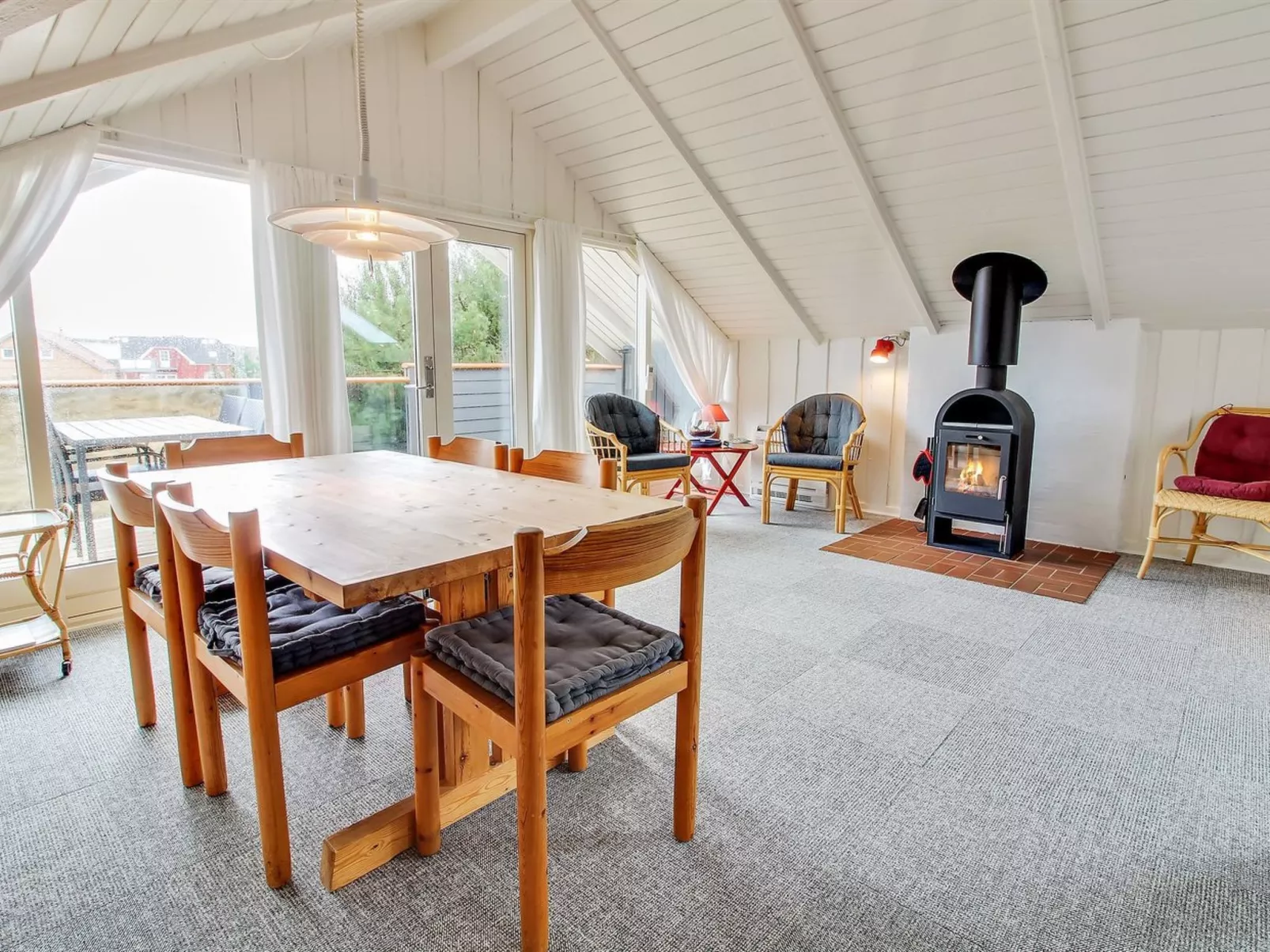 "Josie" - 200m from the sea-Binnen