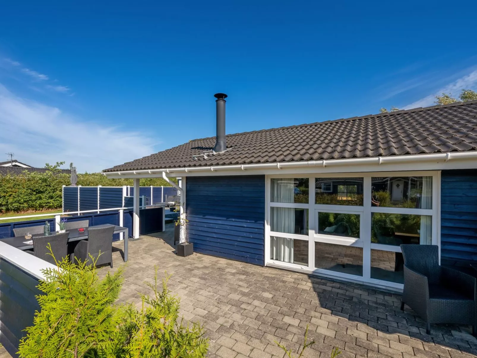 "Shalin" - 1.4km to the fjord-Buiten