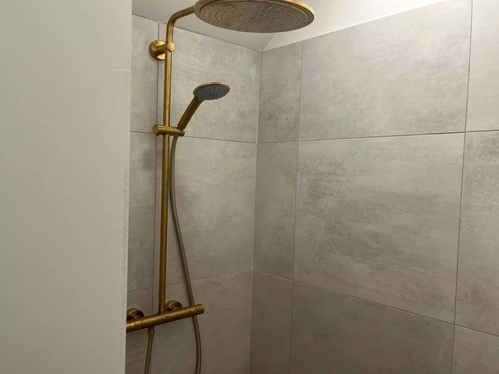 "Skrollan" - 100m from the sea-Binnen