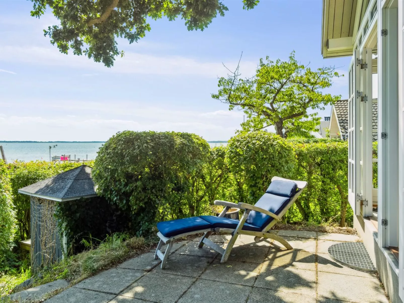 "Snari" - 10m from the sea-Buiten