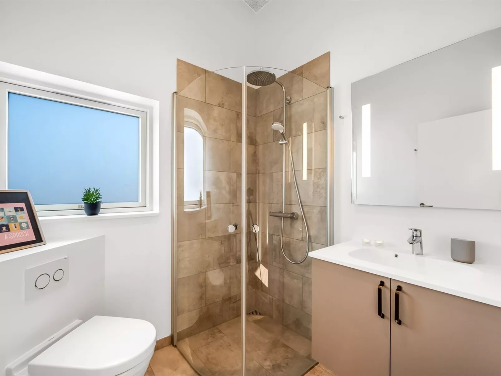 "Waldar" -  from the sea-Binnen