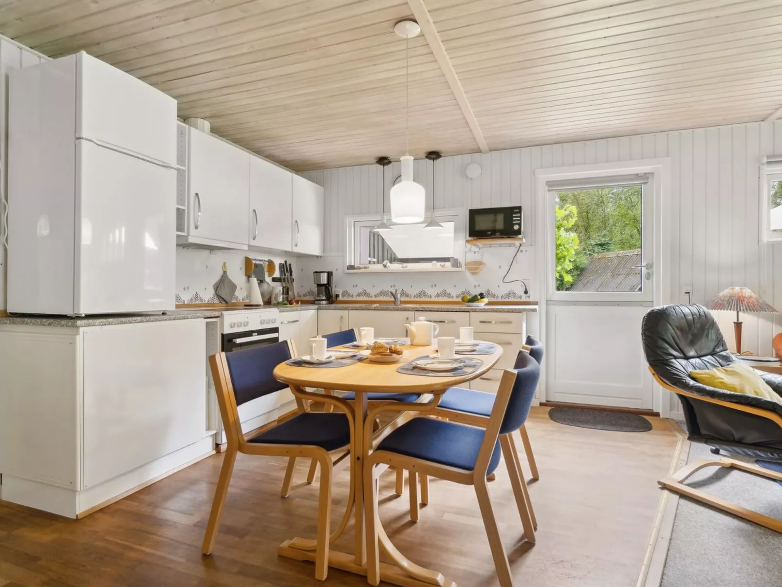 "Alkmar" -  from the sea-Binnen