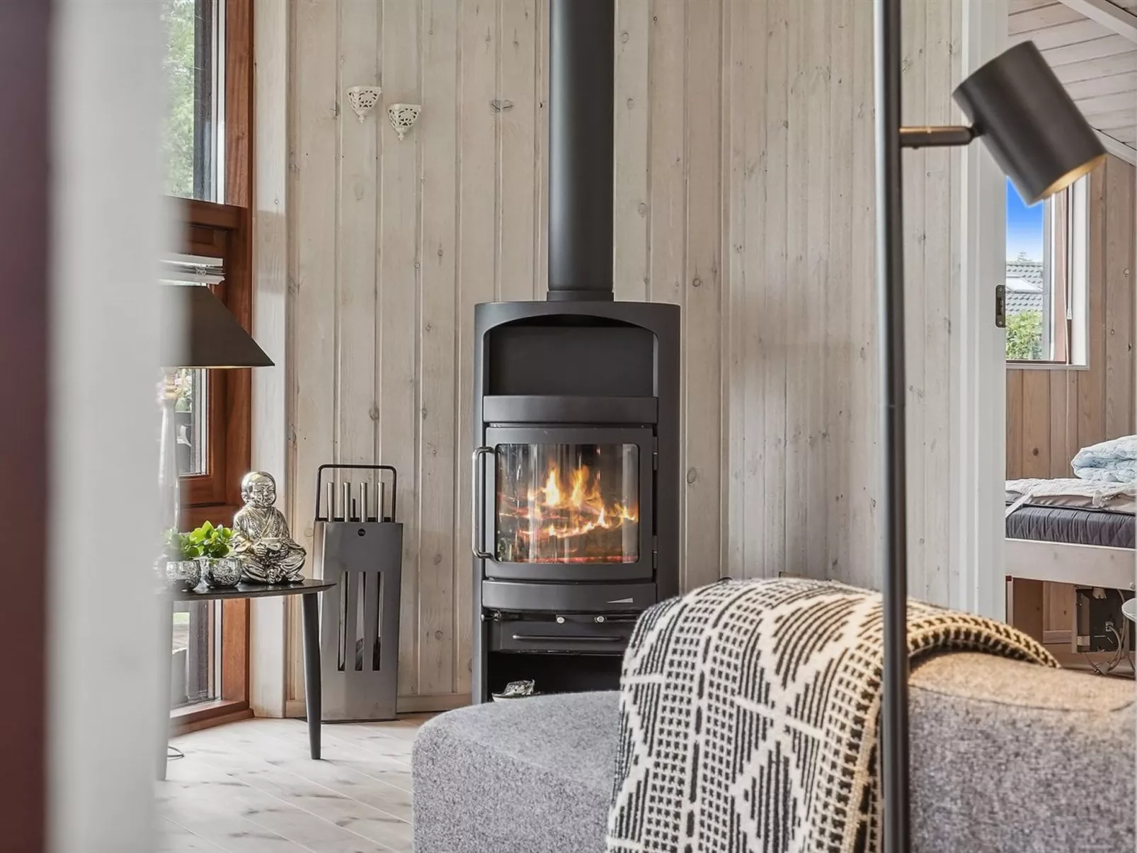 "Evald" - 400m from the sea-Binnen