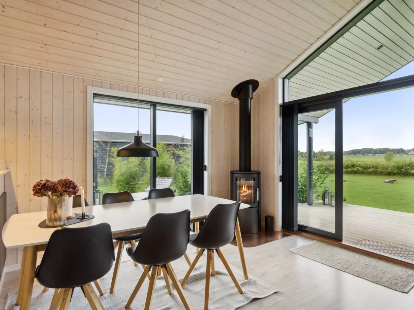 "Brothir" - 500m from the sea-Binnen