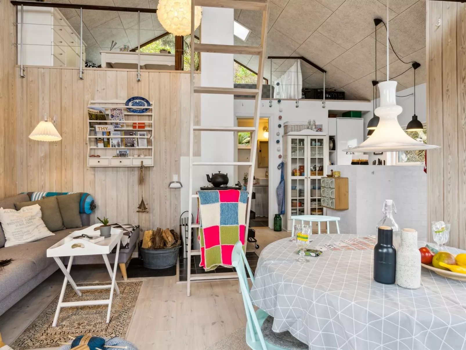 "Benni" - 75m to the fjord-Binnen