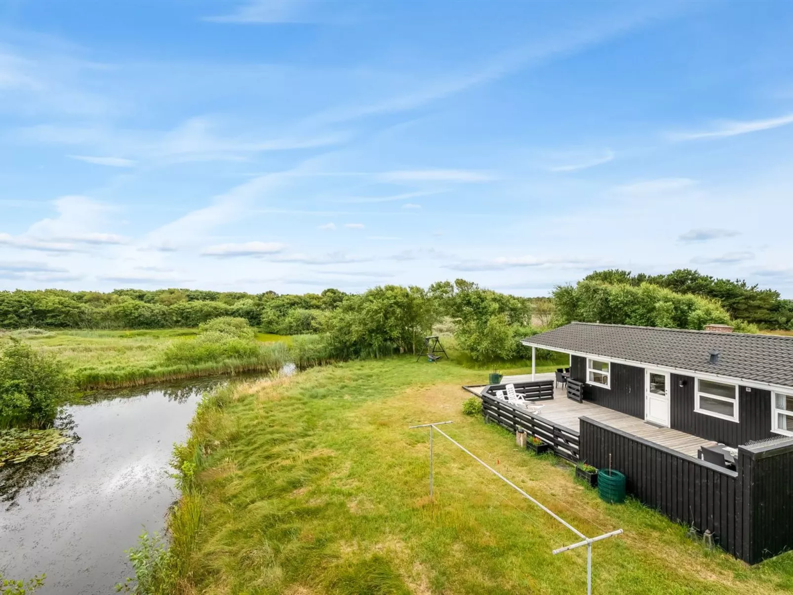 "Bentine" - 400m from the sea-Buiten