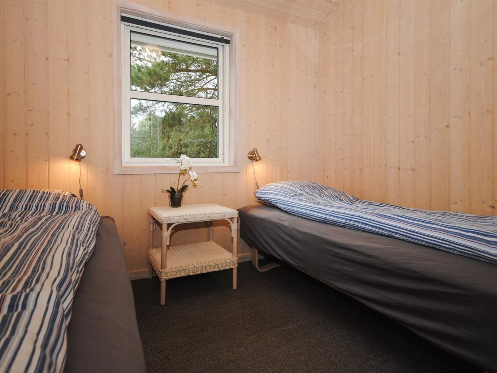 "Tamika" - 950m from the sea-Binnen