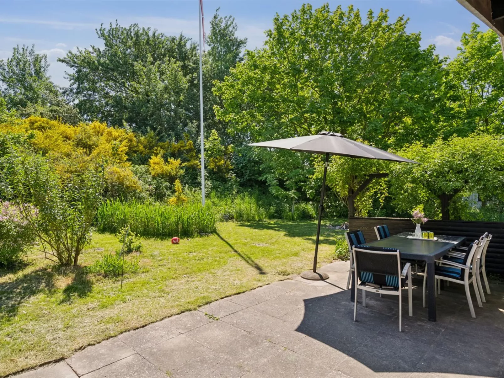 "Benthe" - 200m from the sea-Buiten