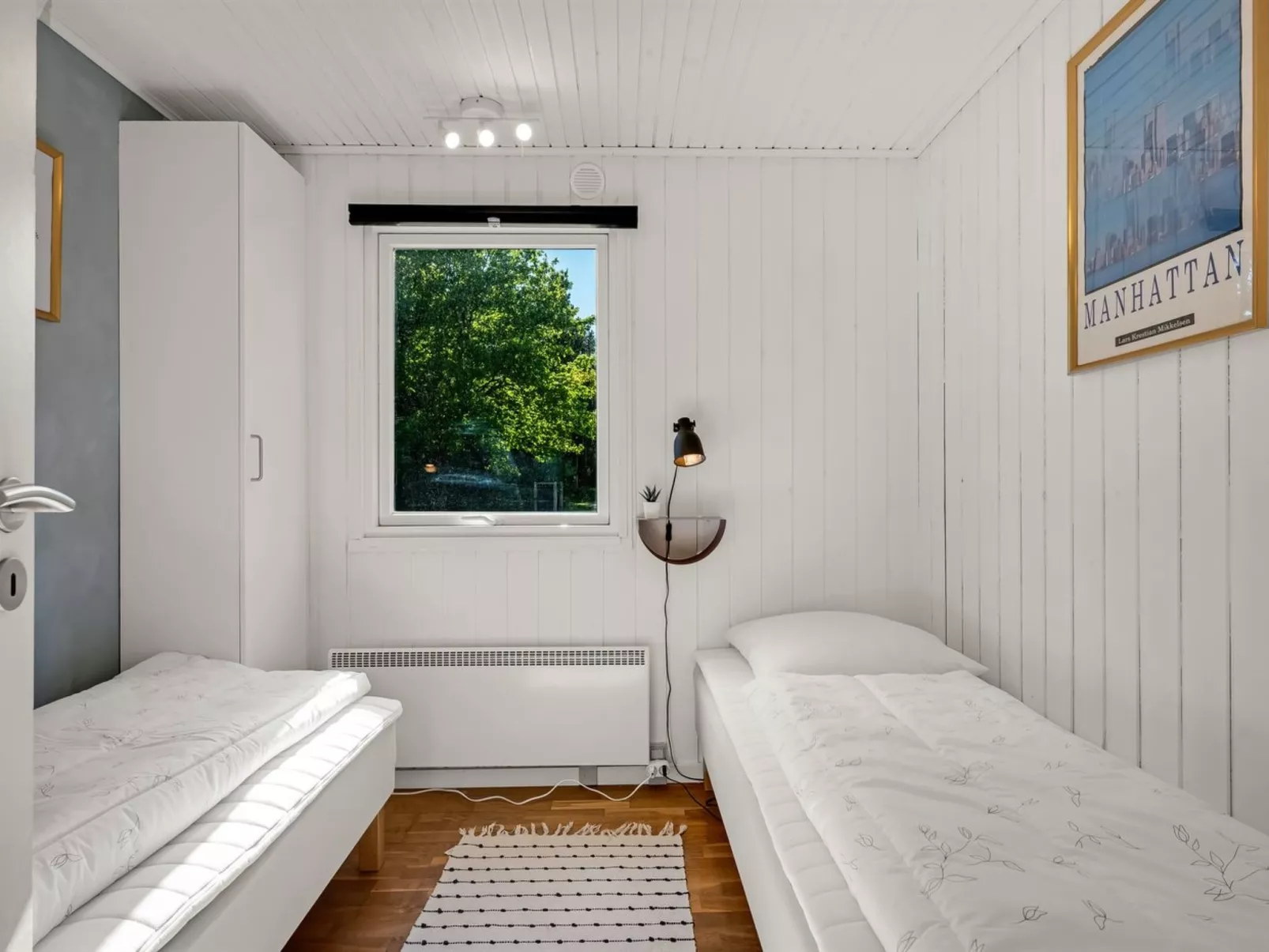 "Eli" - 1.5km to the fjord-Binnen