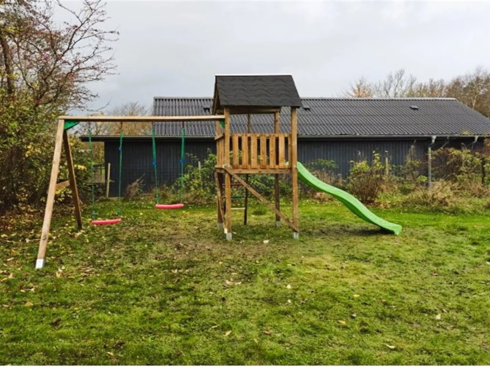 "Anu" - 300m to the fjord-Buiten