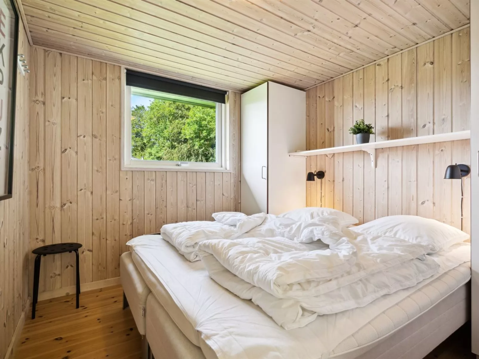 "Edin" - 150m from the sea-Binnen