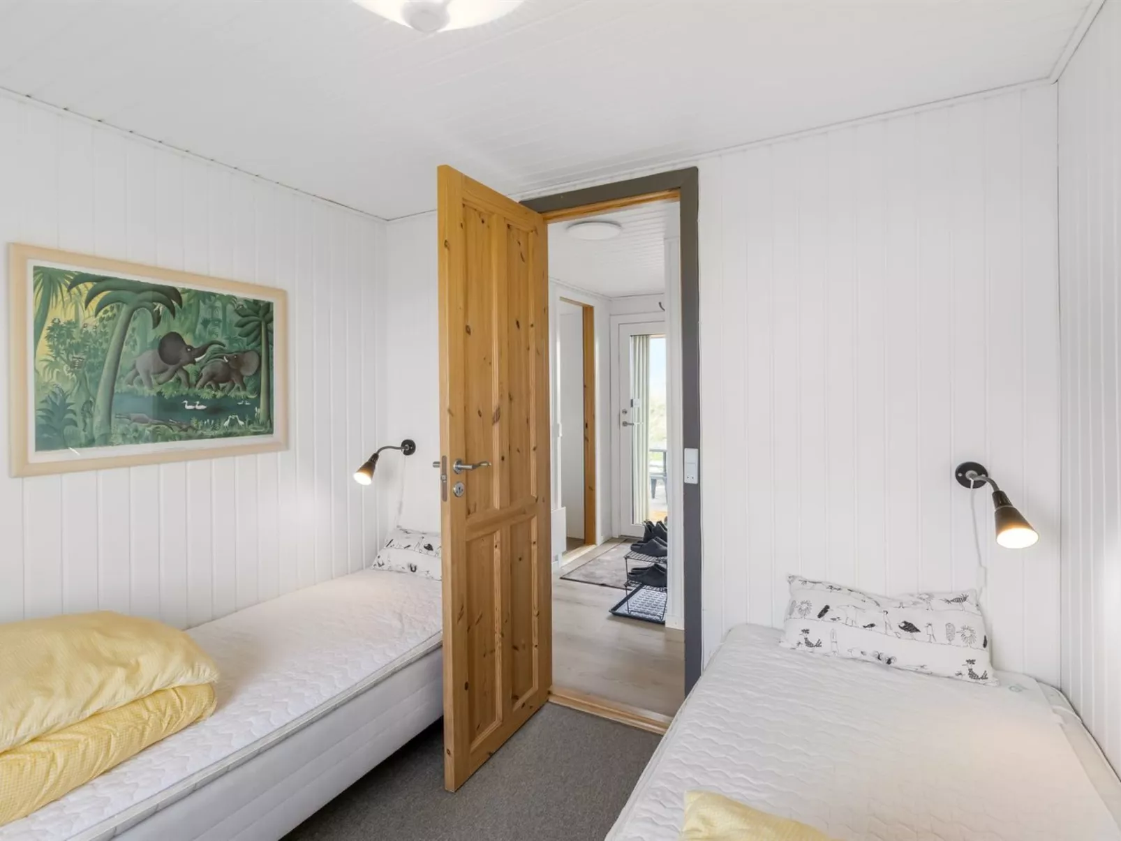 "Pinja" - 400m from the sea-Binnen