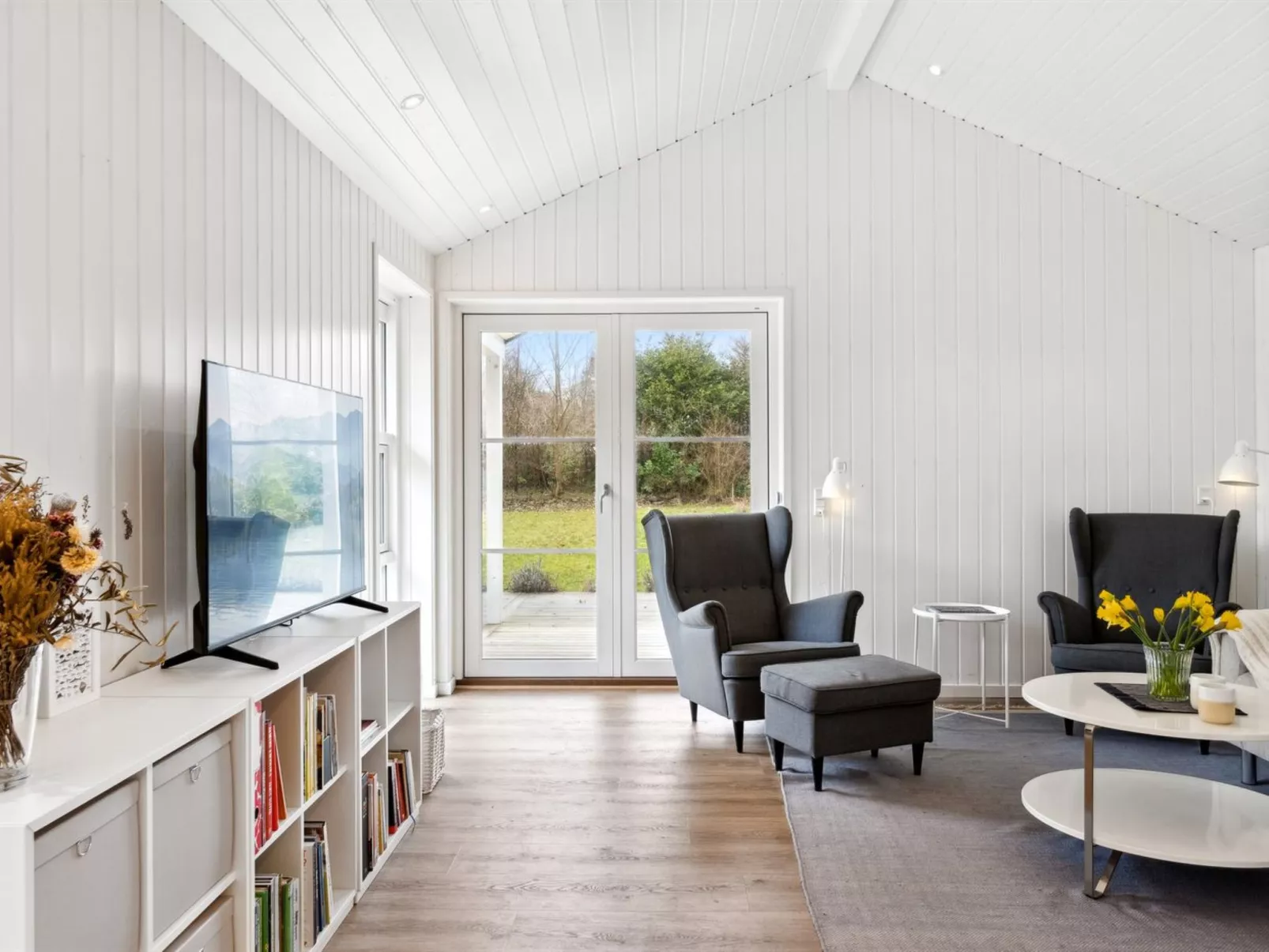 "Loviisa" - 850m from the sea-Binnen