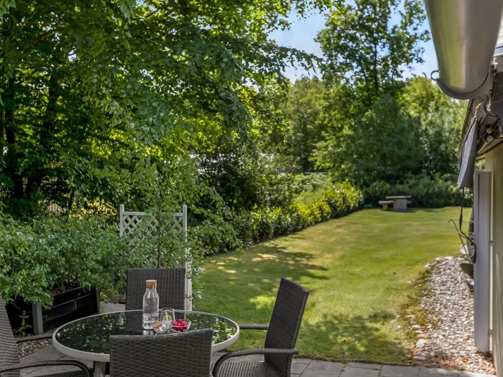 "Mijat" - 30km from the sea-Buiten